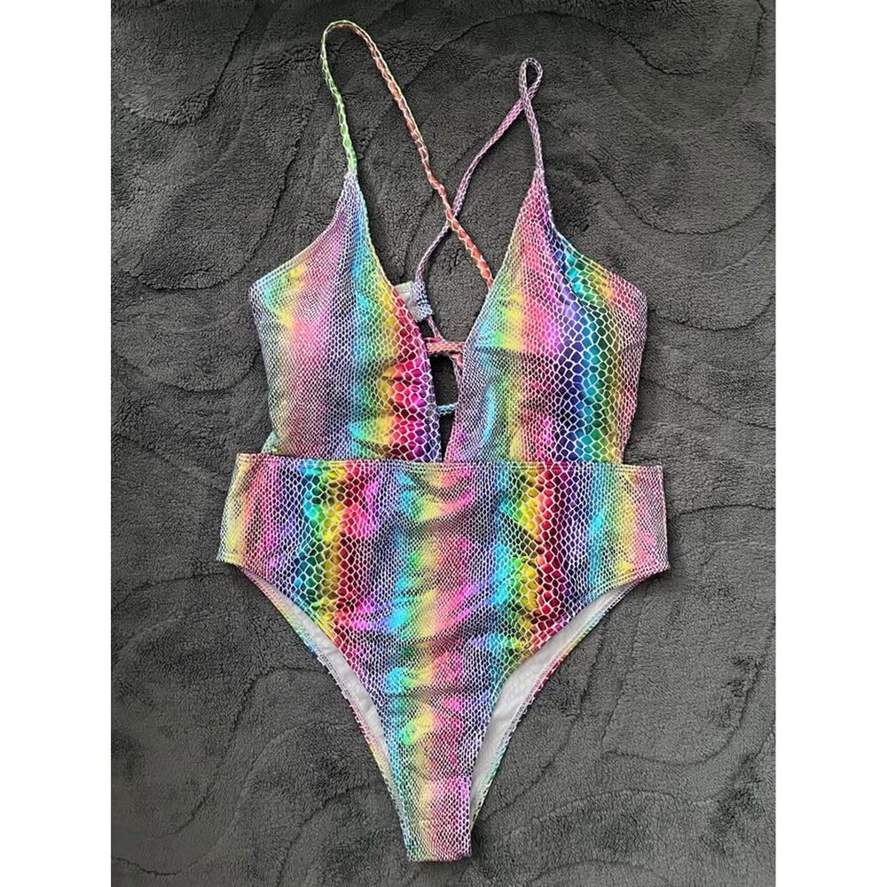 New One Piece Women’s Swimsuit Size Large